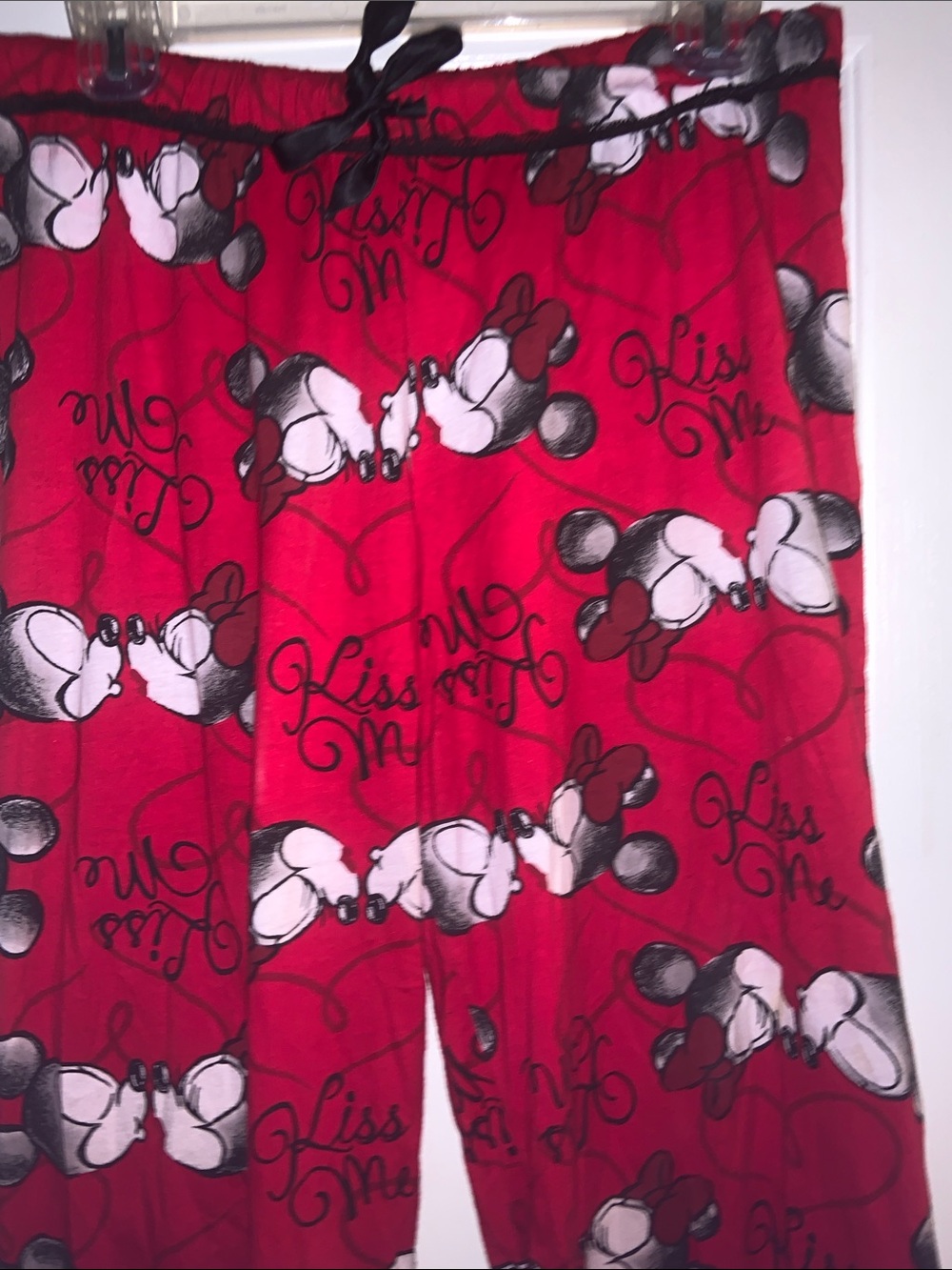 Disney Red Minnie And Mickey Mouse Pajama Capris Pants - Picture 5 of 9